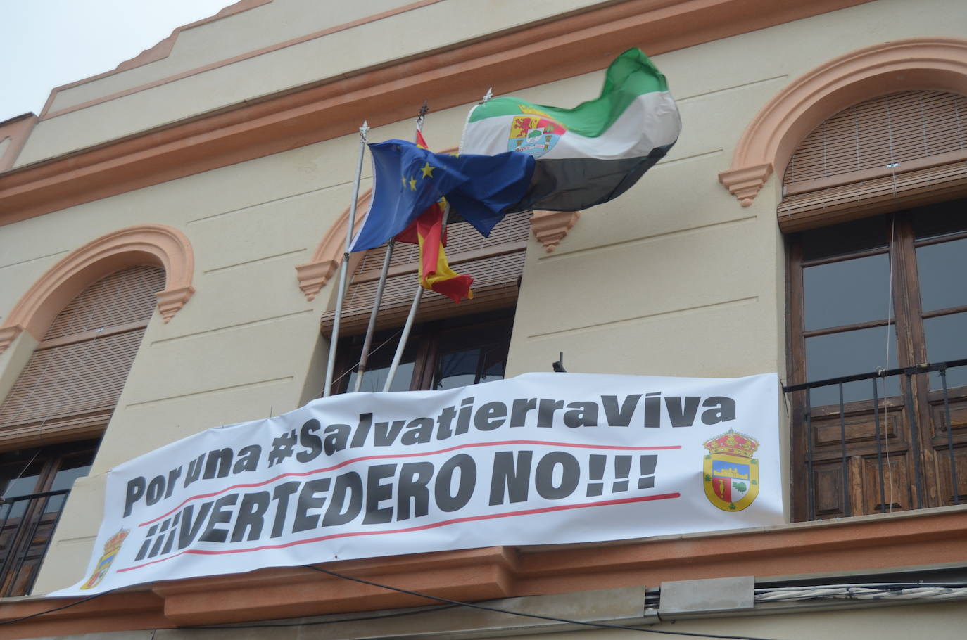 Fotos: Salvatierra grita contra el macrovertedero