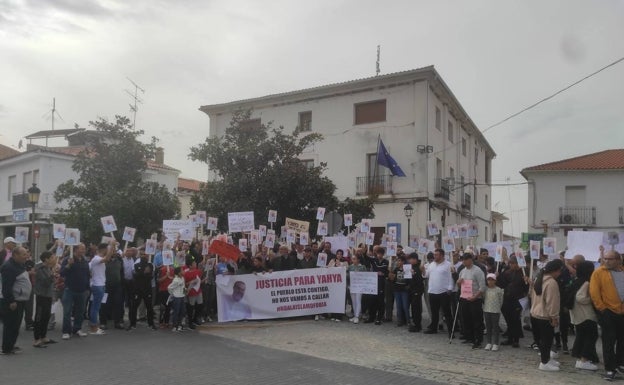 La comunidad islámica de Talayuela reclama «justicia» para su líder expulsado a Marruecos