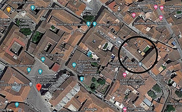 Imagen actual de Cáceres. Rodeado con un círculo el sitio en el que estaba la Plazuela del Aire. 