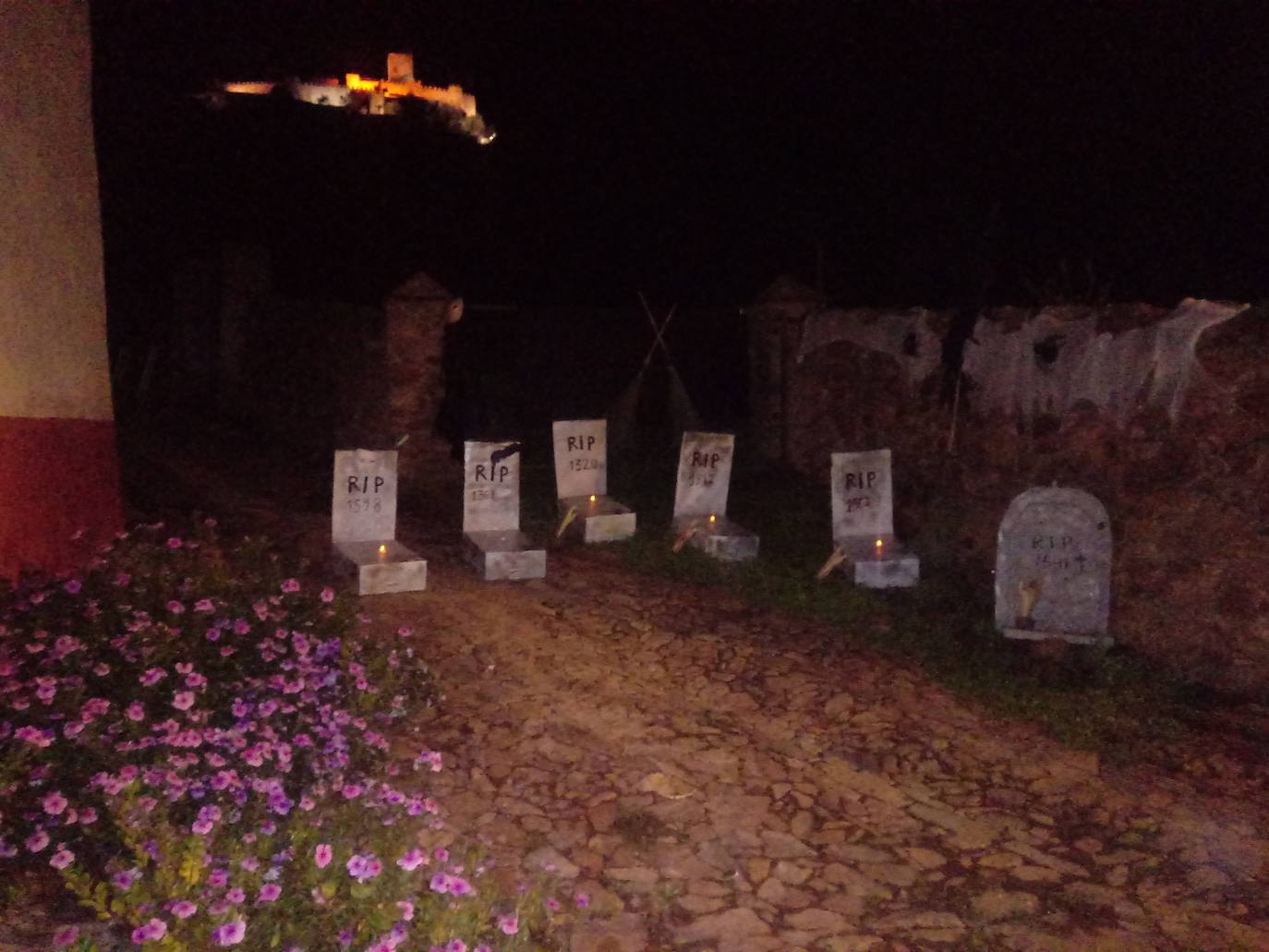 La calle Venero y su entorno acogieron las activiadades de 'Noche de Ánimas' 2022. 