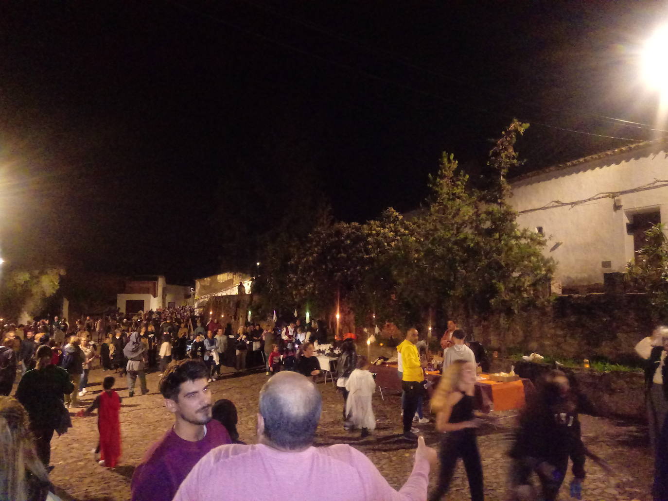 La calle Venero y su entorno acogieron las activiadades de 'Noche de Ánimas' 2022. 