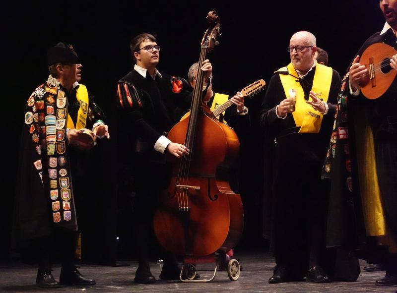 Fotos: Certamen de tunas en el Lopez de Ayala