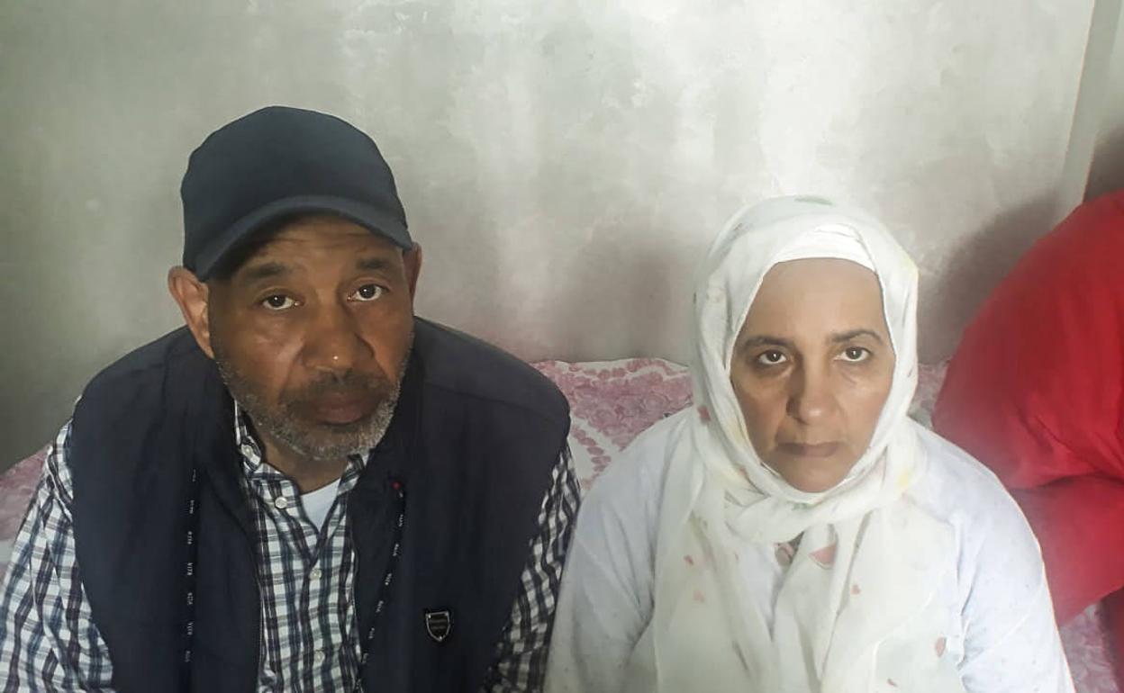 Mostafa Saadaoui y Malika El Wai, padres de Imane Saadaoui, víctima mortal de violencia de género. 