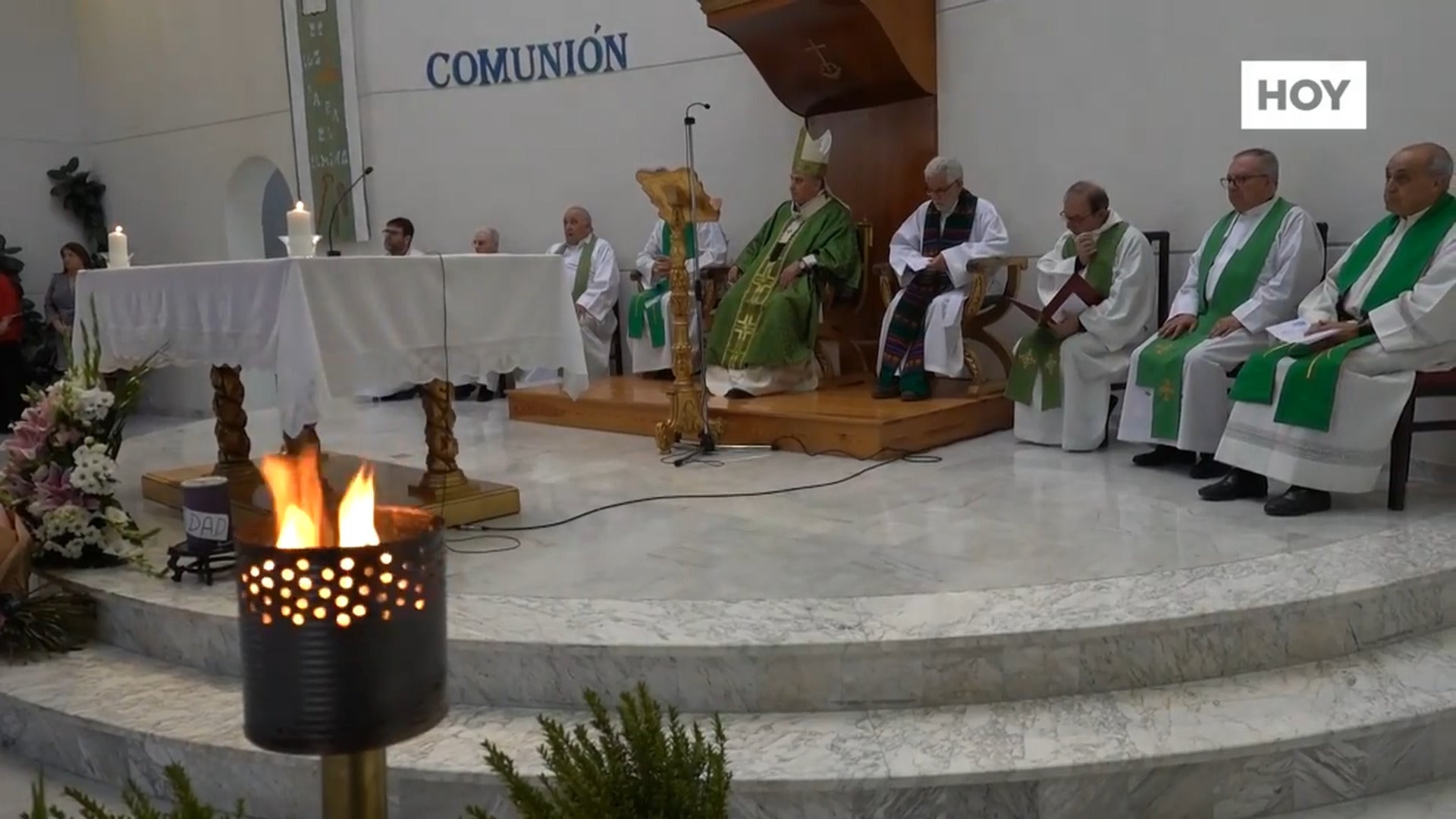 Cerro de Reyes planta 22 macetas para recordar siempre a las víctimas de la riada