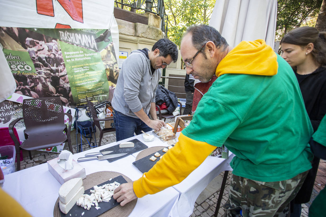 Fotos: Los cacereños gritan «¡No a la mina!» y muestran su disgusto con la Junta y Salaya