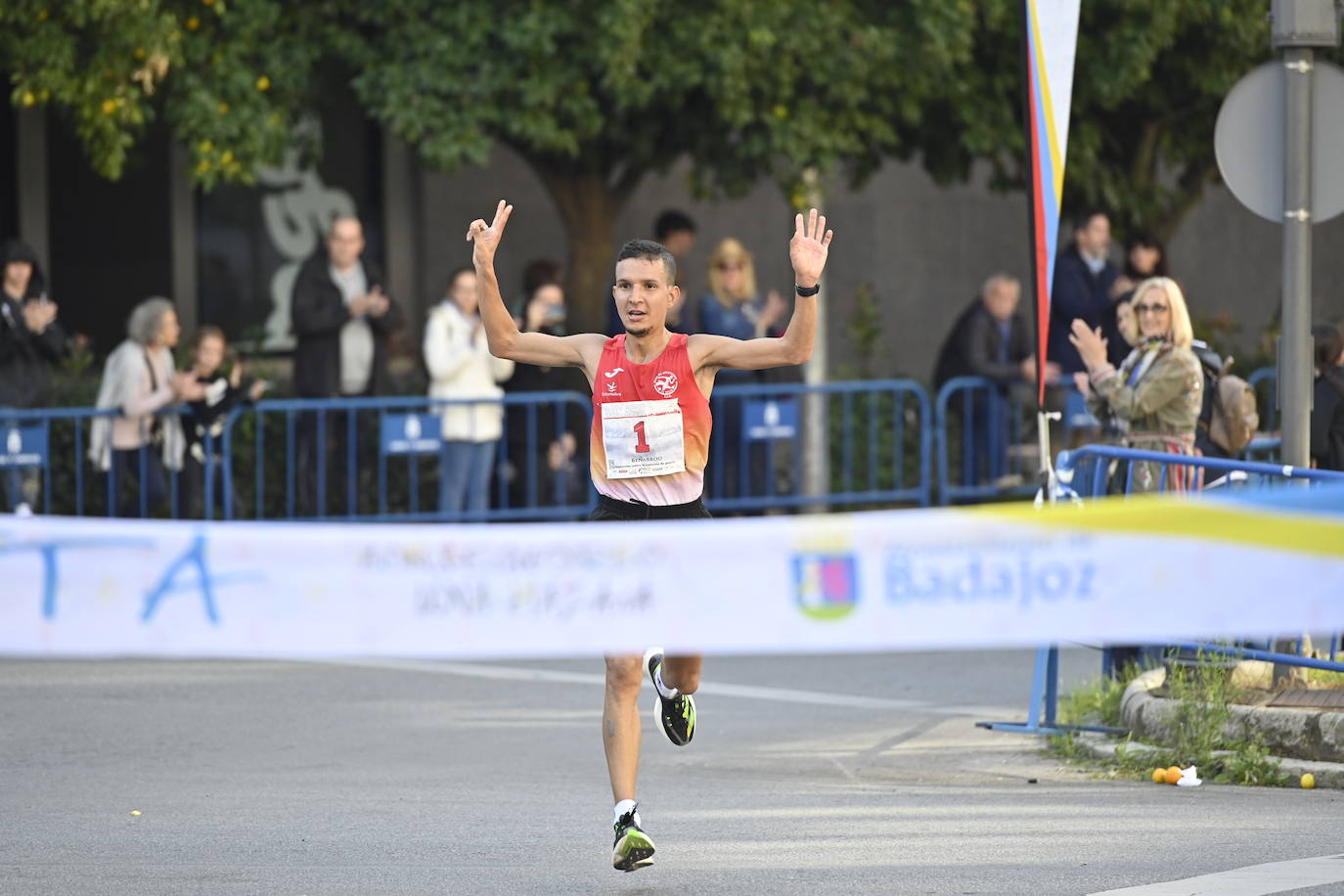 Fotos: Búscate en la Media Maratón Elvas Badajoz (2)