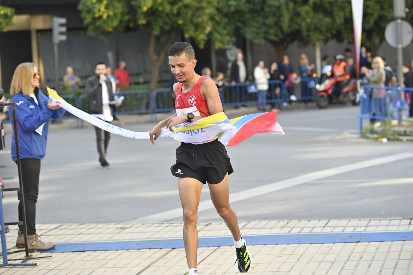 Fotos: Búscate en la Media Maratón Elvas Badajoz (2)