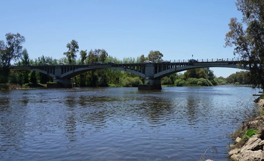Vista lateral del conocido como puente de los suspiros. 