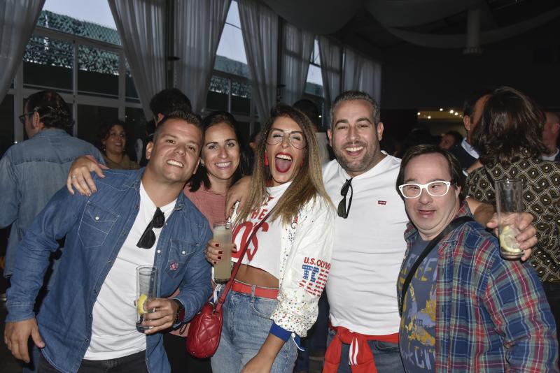 Fotos: ¿Conoces a los asistentes de la fiesta de los noventa en Badajoz?