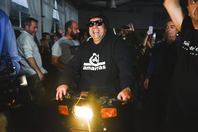 Fotos: ¿Conoces a los asistentes de la fiesta de los noventa en Badajoz?