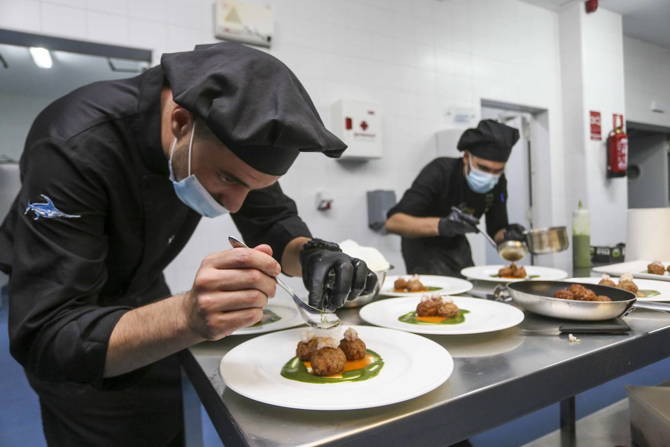 Antonio Falcón con el primer premio