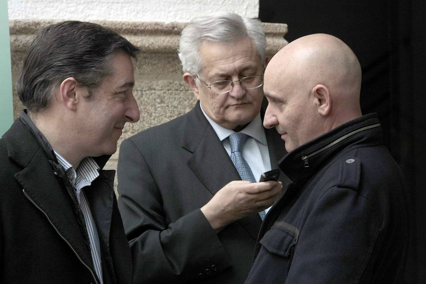 El cocinero cacereño junto a Joan Roca, del Celler de Can Roca, en 2011. 