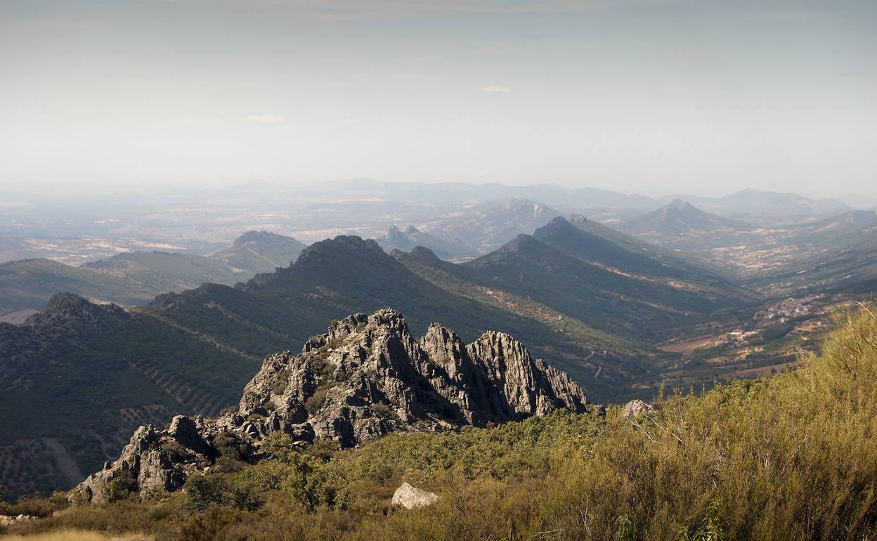 Los Pasatiempos de HOY, toca…, una de geografía de Extremadura