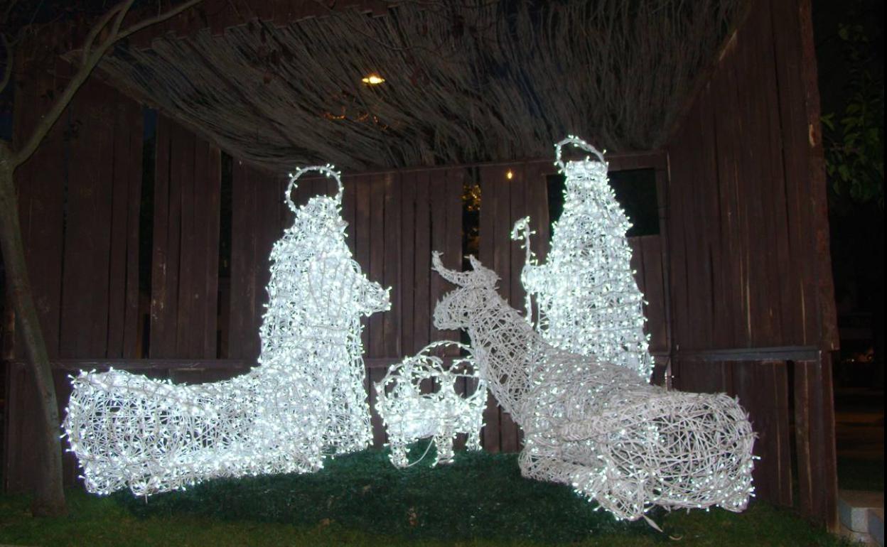 Belén luminoso en el Paseo del Pilarito 