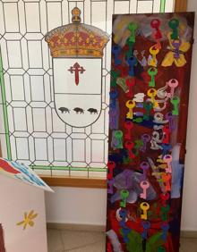 Imagen secundaria 2 - Los escolares de 5º de Primaria del CEIP San José visitan el Salón de Plenos del Ayuntamiento