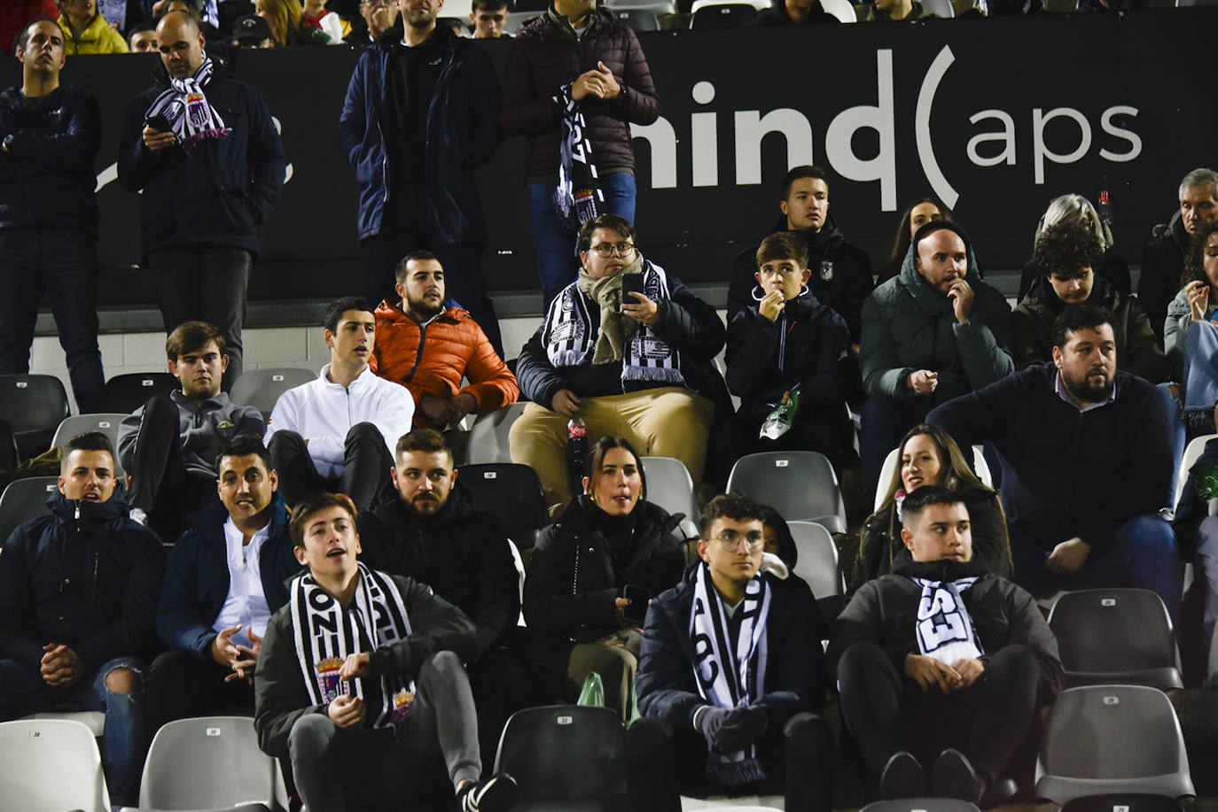 Fotos: Búscate en la grada del Nuevo Vivero