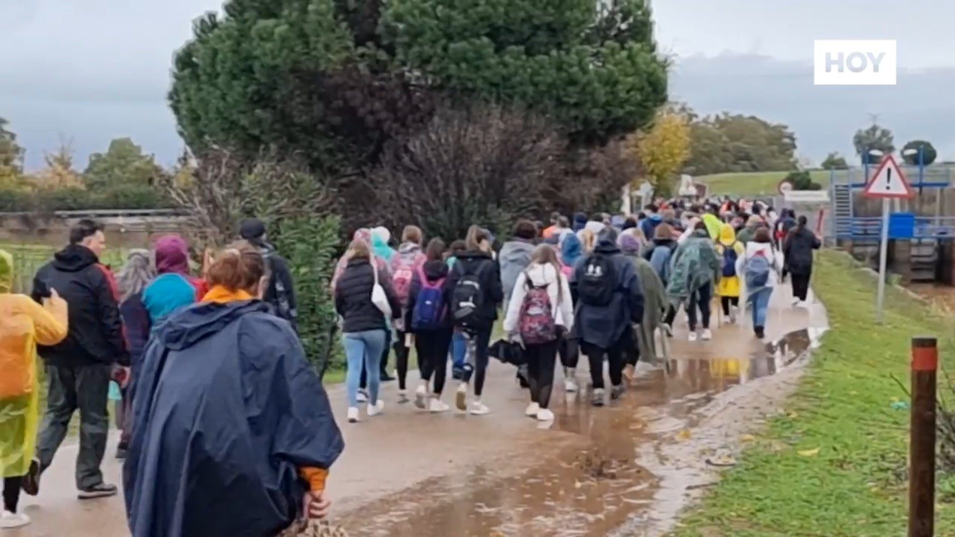 La lluvia ha acompañado a la peregrinación de la Mártir