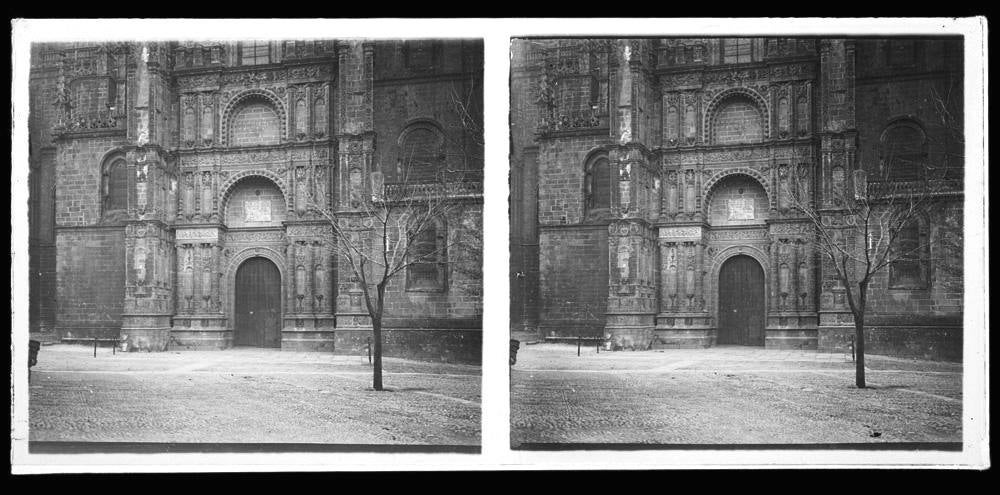 Fachada principal de la Catedral Nueva de Plasencia.