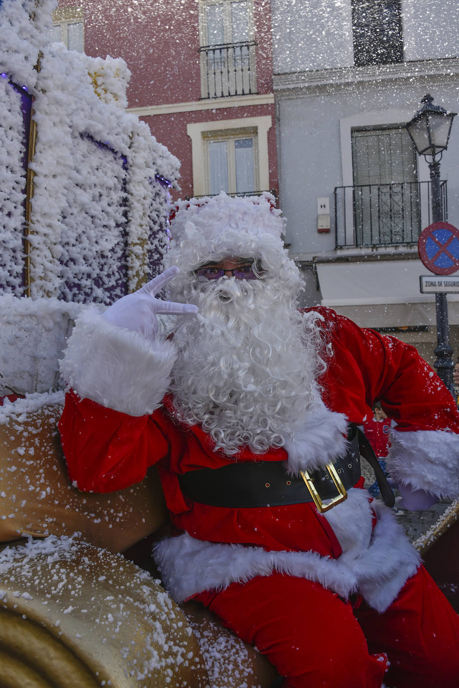 Fotos: Papá Noel llega a Badajoz para competir con los Reyes Magos