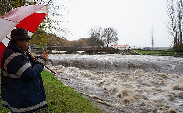 El río Ambroz a su paso por Zarza de Granadilla.