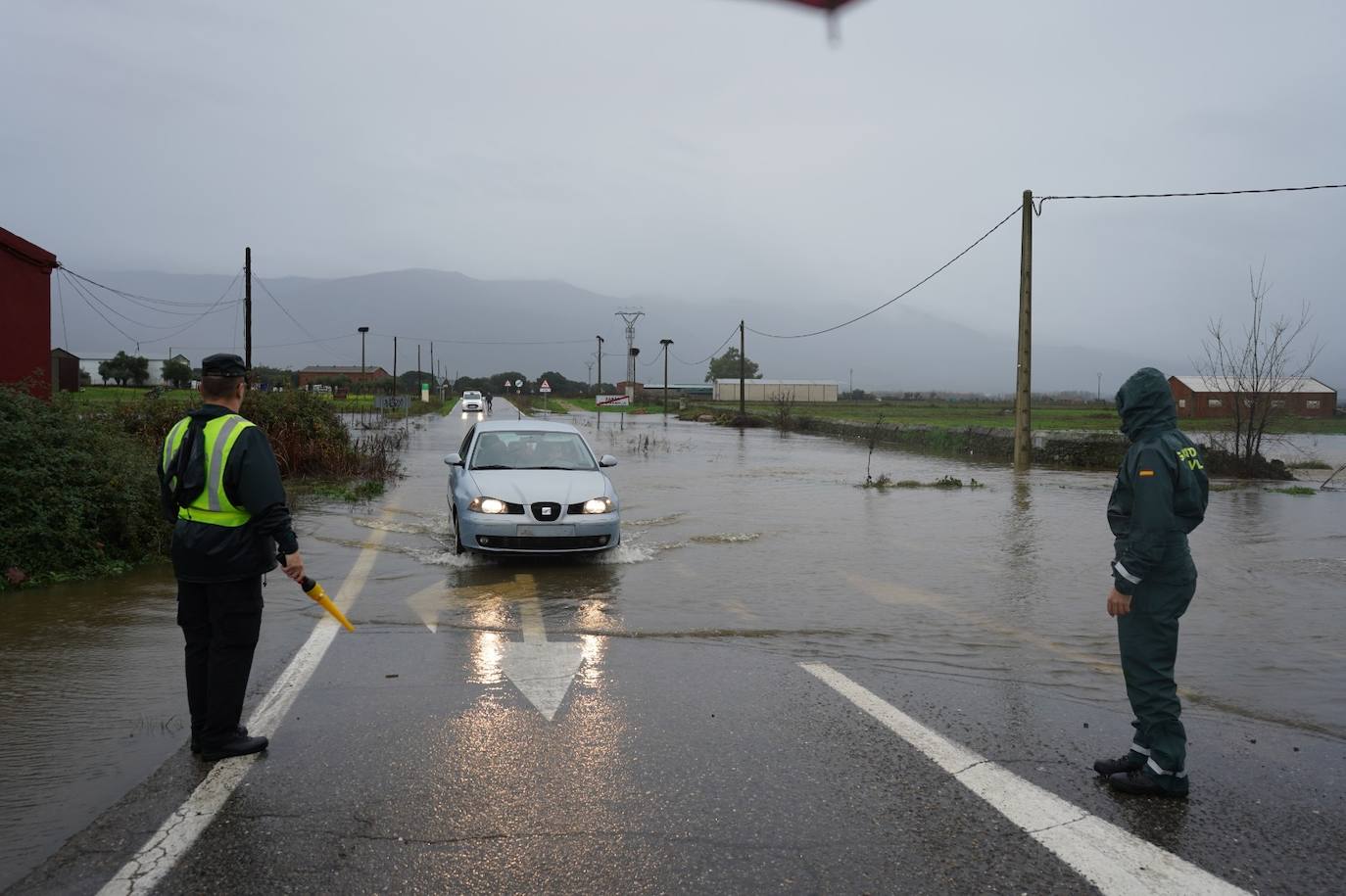 Zarza de Granadilla, inundada por las lluvias.