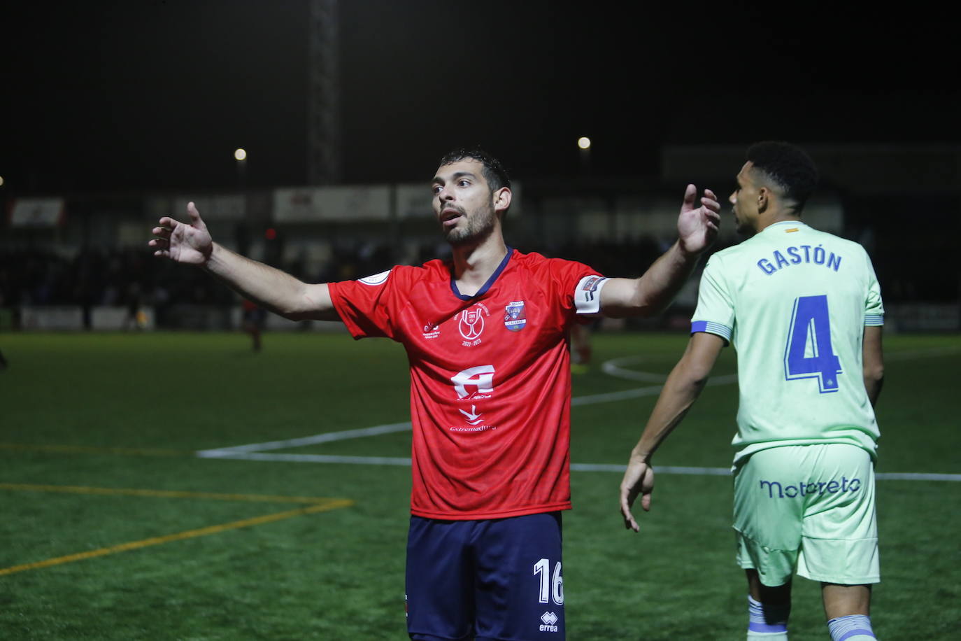 Fotos: Un doblete de Munir acaba con el sueño de un notable Diocesano