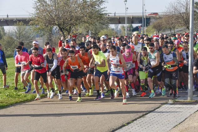 Fotos: Búscate en la San Silvestre pacense