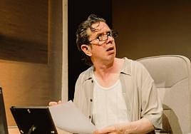 Gabino Diego que interpreta a Quino en 'La curva de la felicidad'.