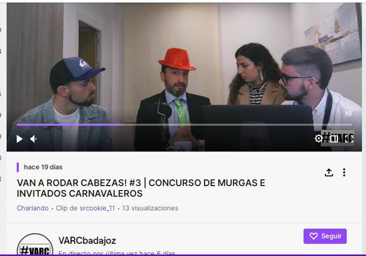 Ricardo Cabezas, en una de sus sesiones de Twitch, acompañado del murguero Alberto Regaña durante el Carnaval.