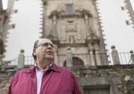 José Manuel Martín Cisneros, delante de la iglesia de la Preciosa Sangre.