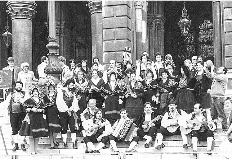 En 1983 el Orfeón actuó en Suiza, Austria e Italia.