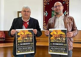 El alcalde, Óscar Díaz, junto al promotor José Luis Rodríguez.