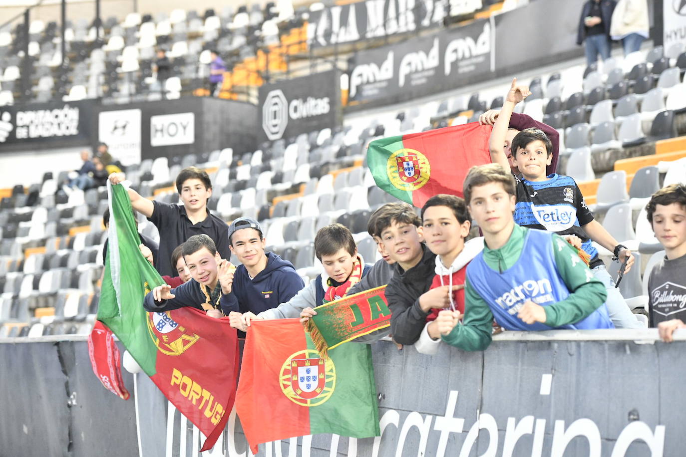 Unas 5.300 presencian en Badajoz la Europe Championship de rugby