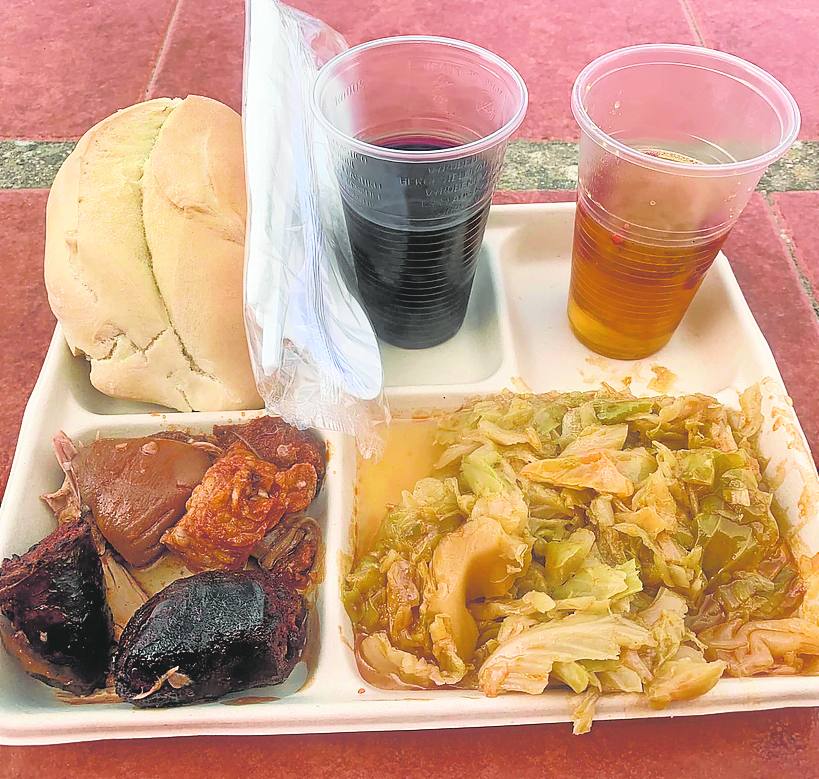 Berzas con buche y escabeche, platos típicos de la localidad y de esta fiesta