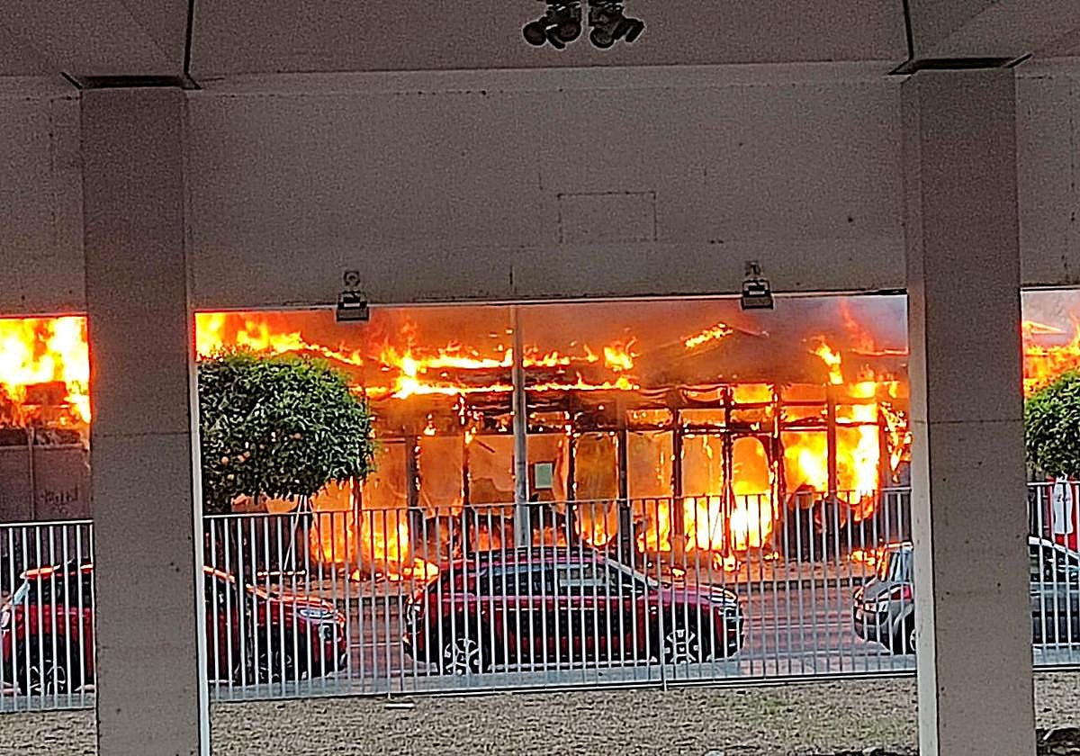 Arde una churrería en Mérida