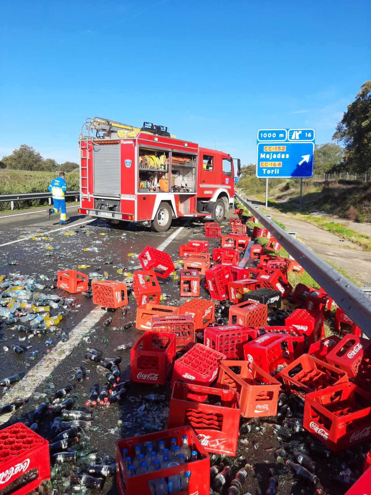 Así han quedado los vehículos en el accidente mortal en la EX-A1