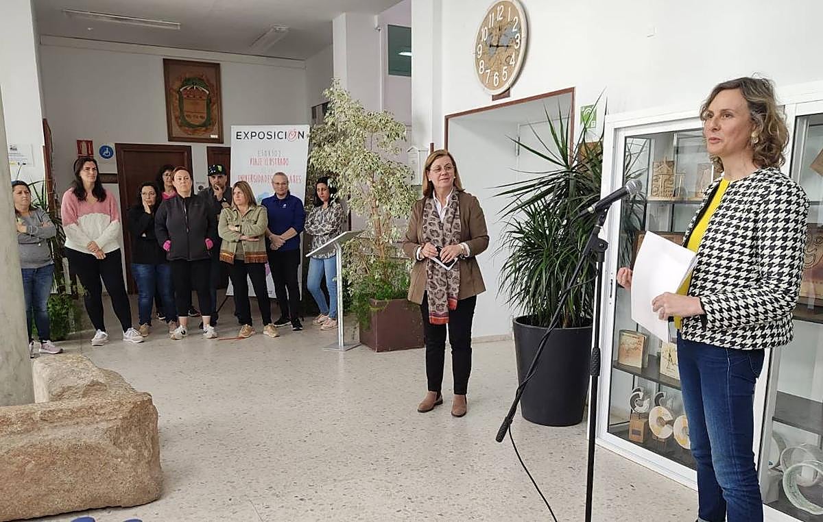 Inauguración de la exposición en Calamonte.