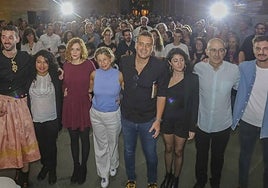 Yolanda Díaz (en el centro de azul) en el Museo Nacional de Arte Romano en Mérida en octubre.
