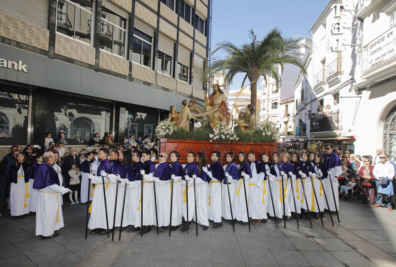 La procesión de la Burrina recordó al que fuera su mayordomo durante 11 años, José Manuel Martín Cisneros, fallecido recientemente