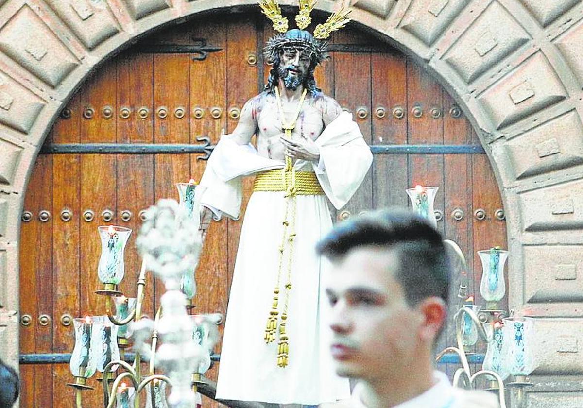 Salida de Jesús Despojado en 2022 desde el Palacio Episcopal.