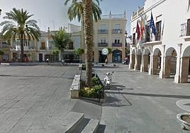 El accidente ha ocurrido frente al Ayuntamiento de Montijo.