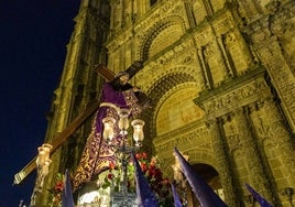 El Nazareno, este Miércoles Santo, sale de la catedral.