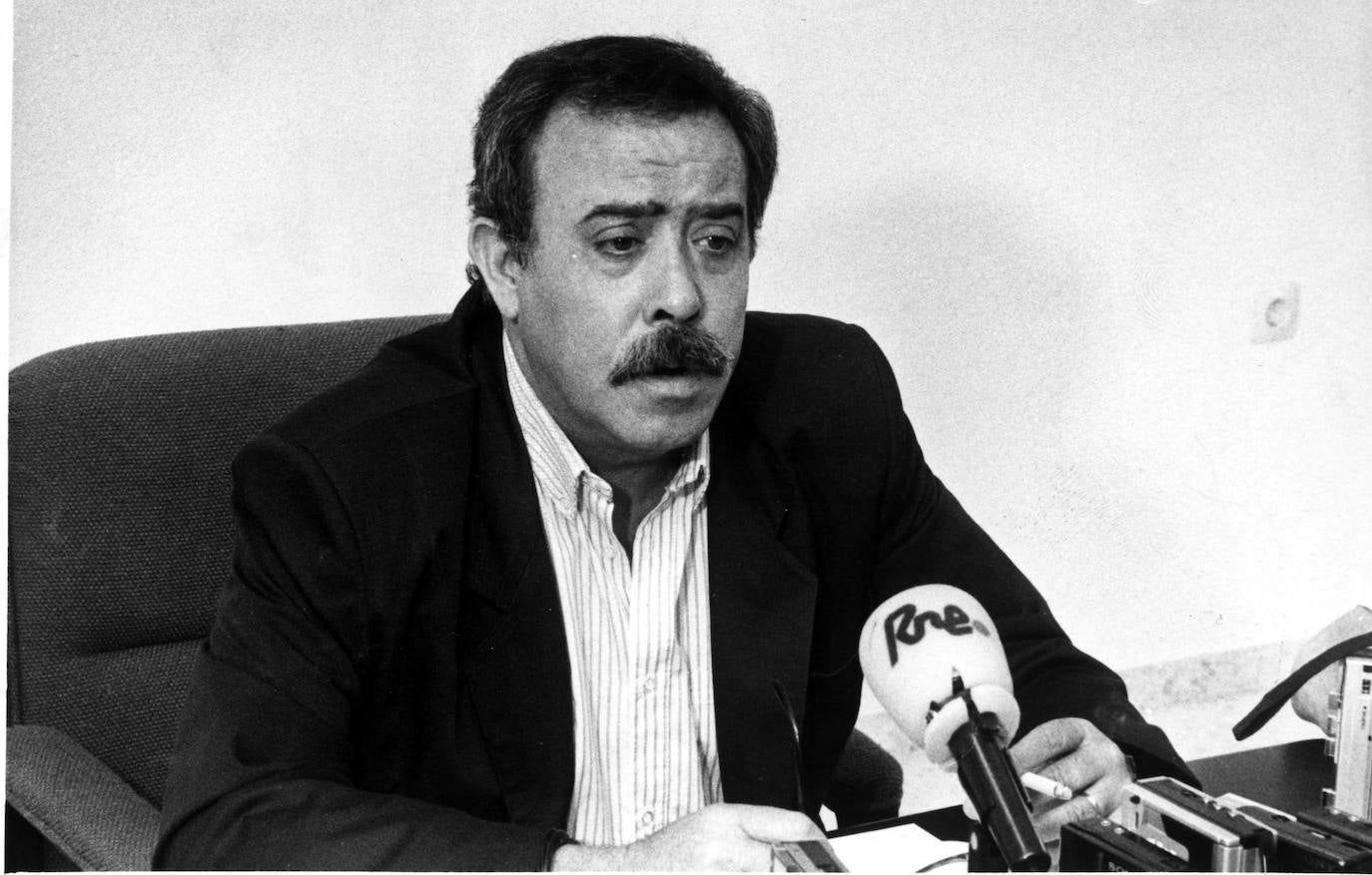 A los diez meses de esclarecer el caso del ‘sádico de Cáceres’, Turégano ascendió al puesto de comisario de Badajoz. Cuando se jubiló ejerció como delegado del Club Deportivo Cacereño.