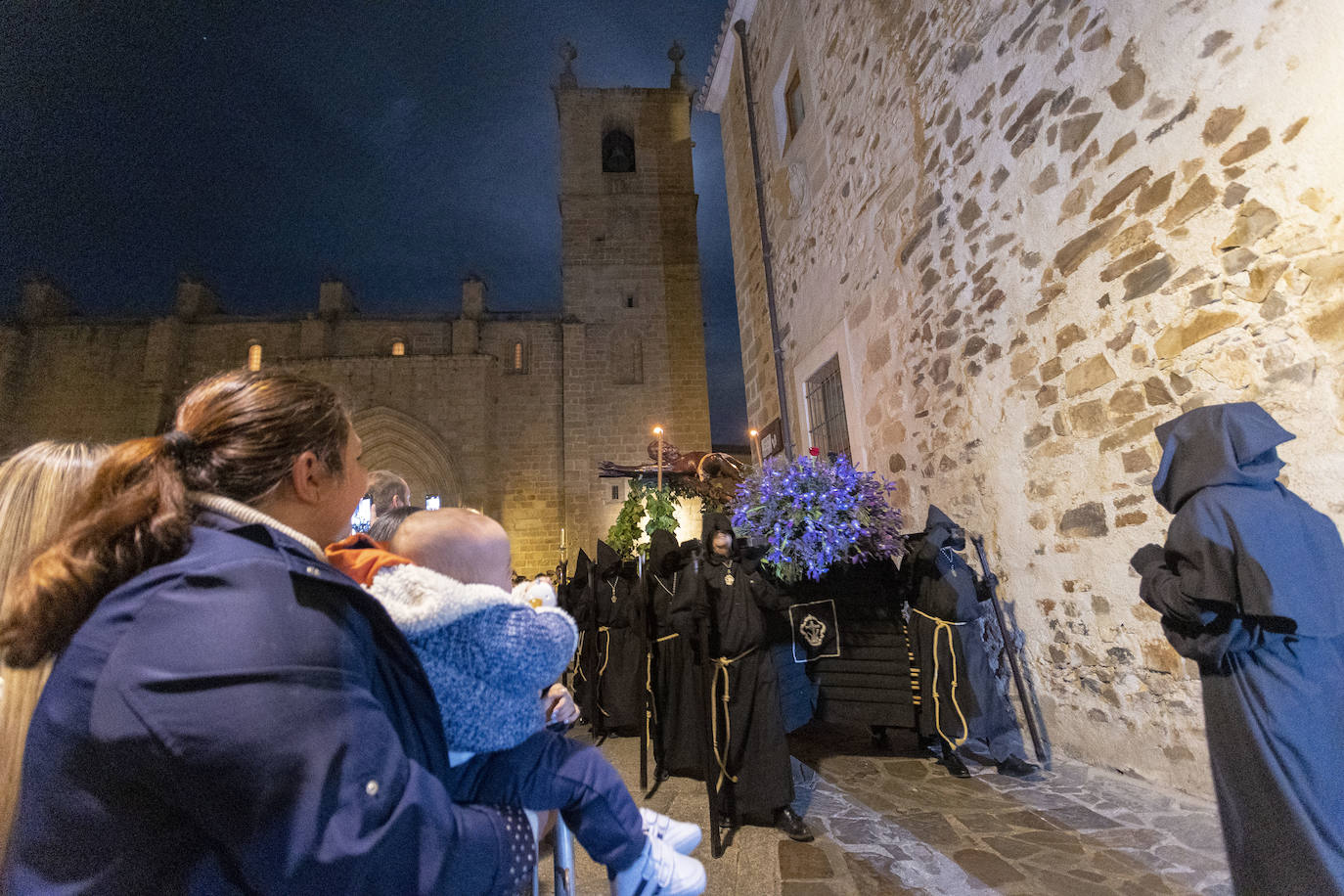 Procesión del Cristo Negro, en imágenes