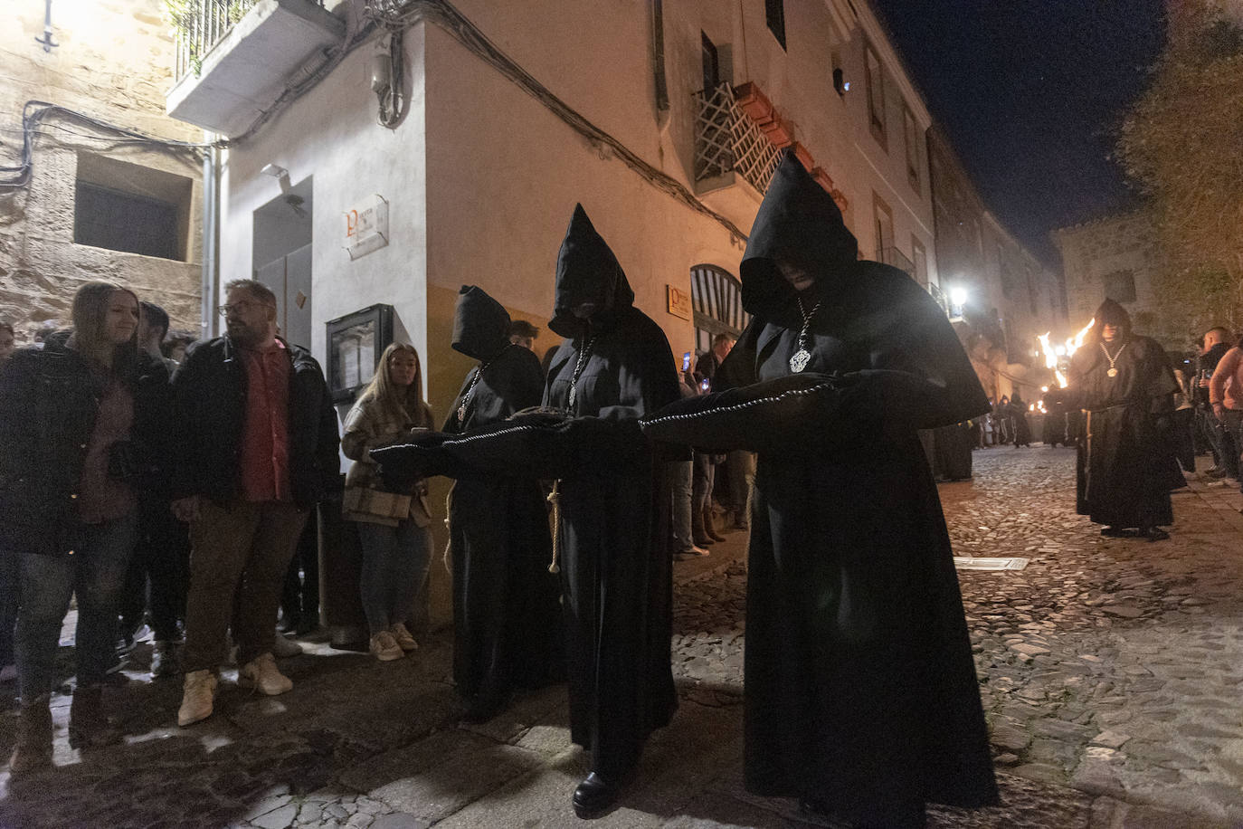 Procesión del Cristo Negro, en imágenes