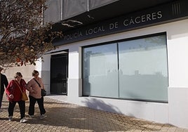 La sede policial de Aldea Moret está terminada desde hace meses.