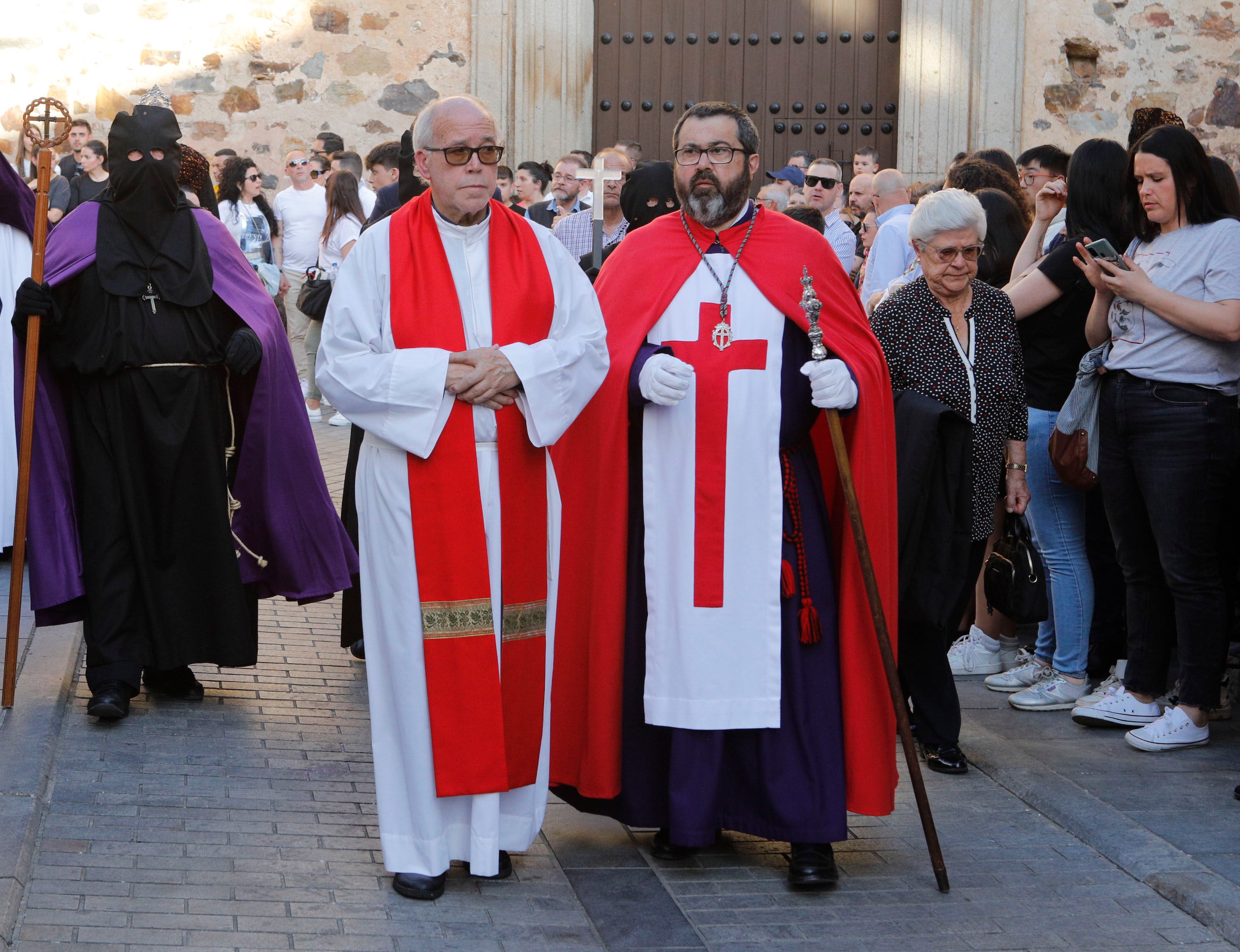 Mucho público para ver el Santo Entierro en Cáceres