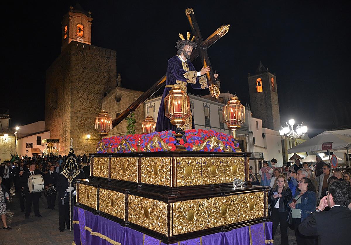 Nuestro Padre Jesús Nazareno en el Paseo de la Constitución