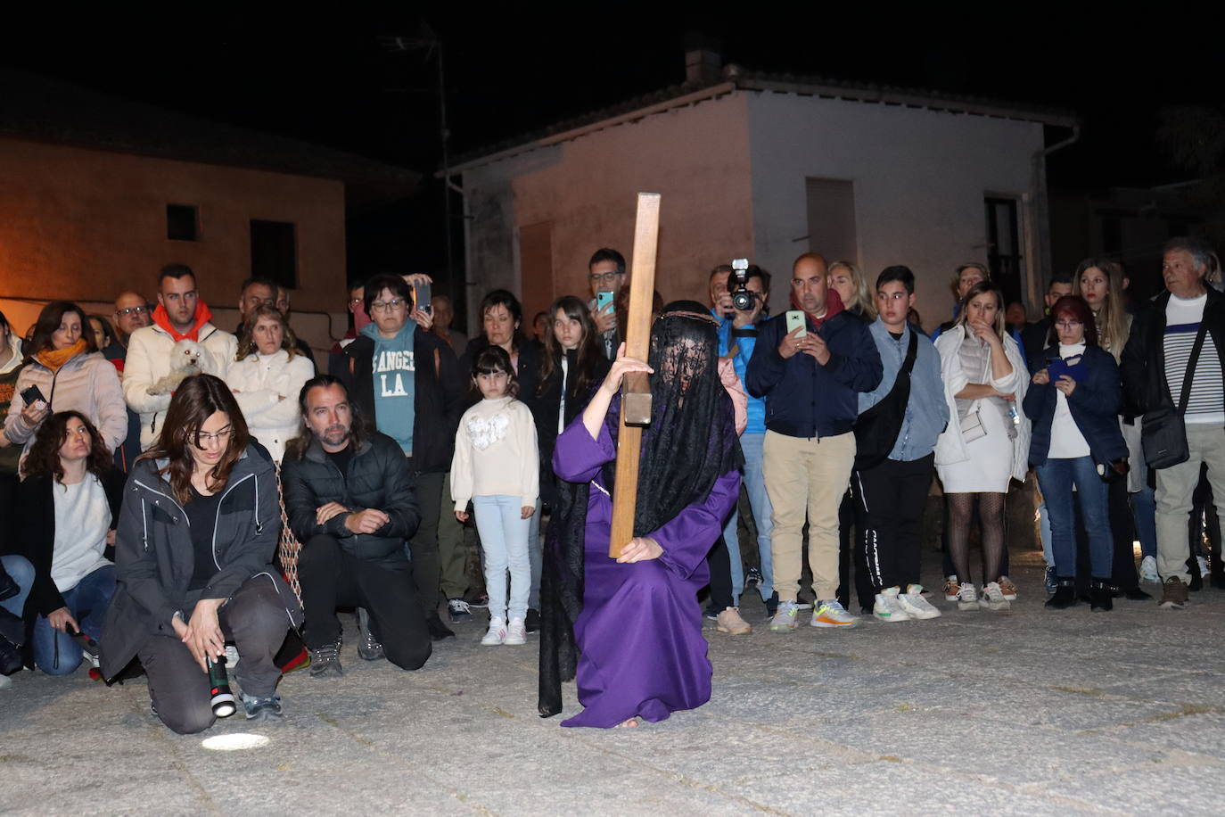 Valverde de la Vera vive su día más importante del año con los &#039;empalaos&#039;