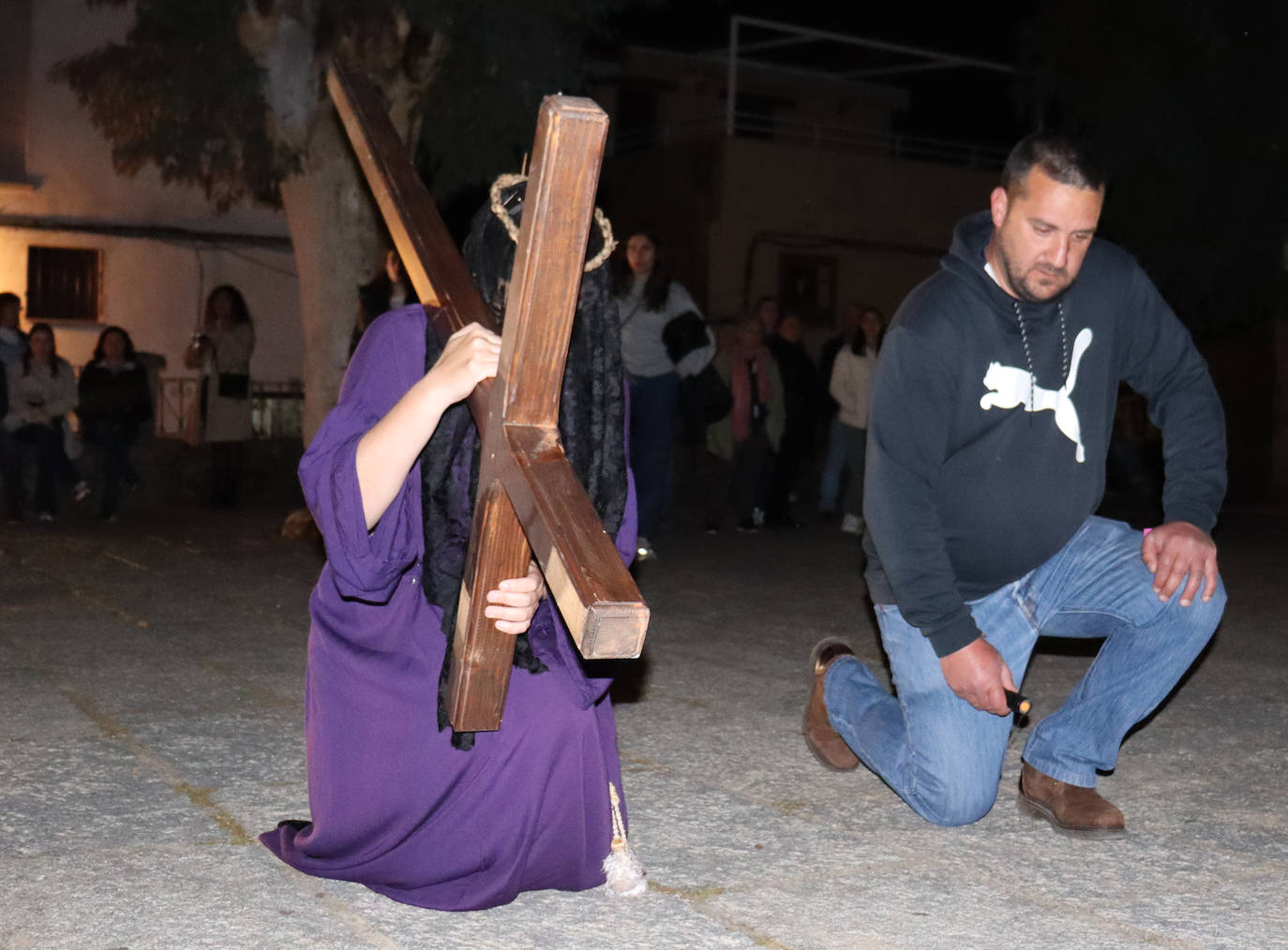 Valverde de la Vera vive su día más importante del año con los &#039;empalaos&#039;
